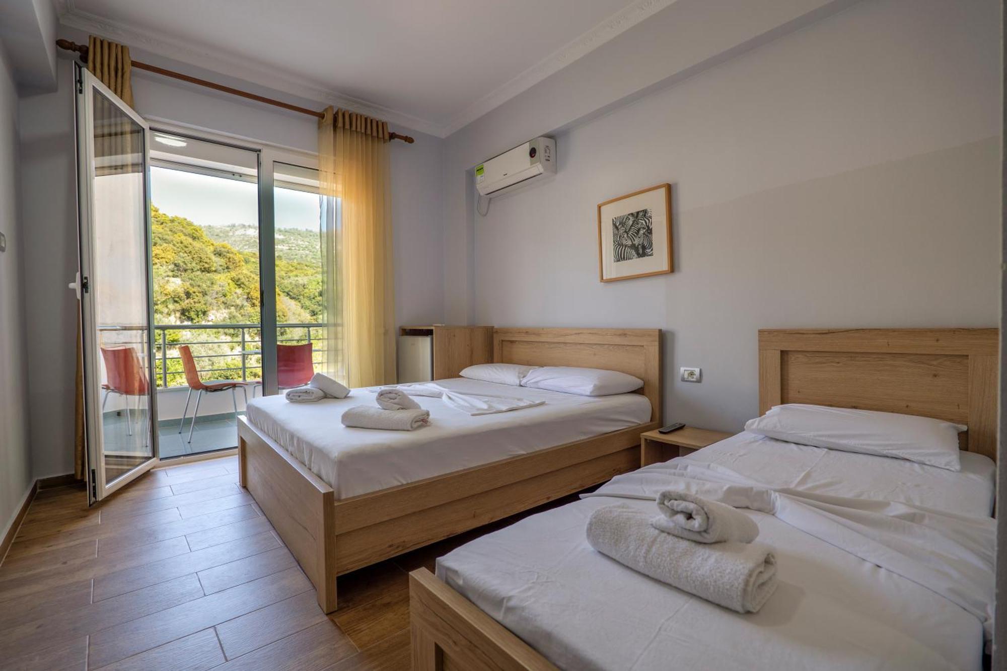 Hotel Billy Химар Екстериор снимка